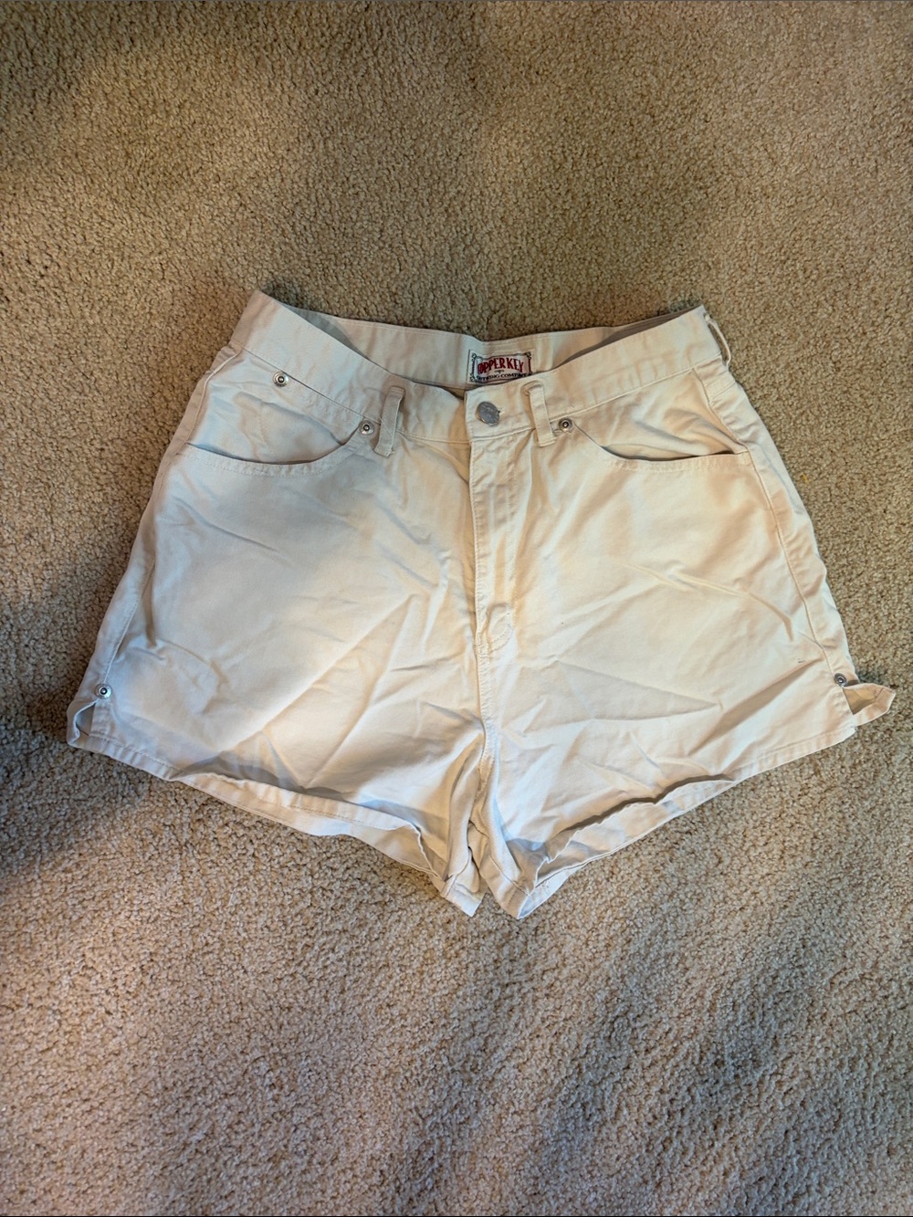 Vintage Copper Key Cream High-Rise Casual Jean Shorts
